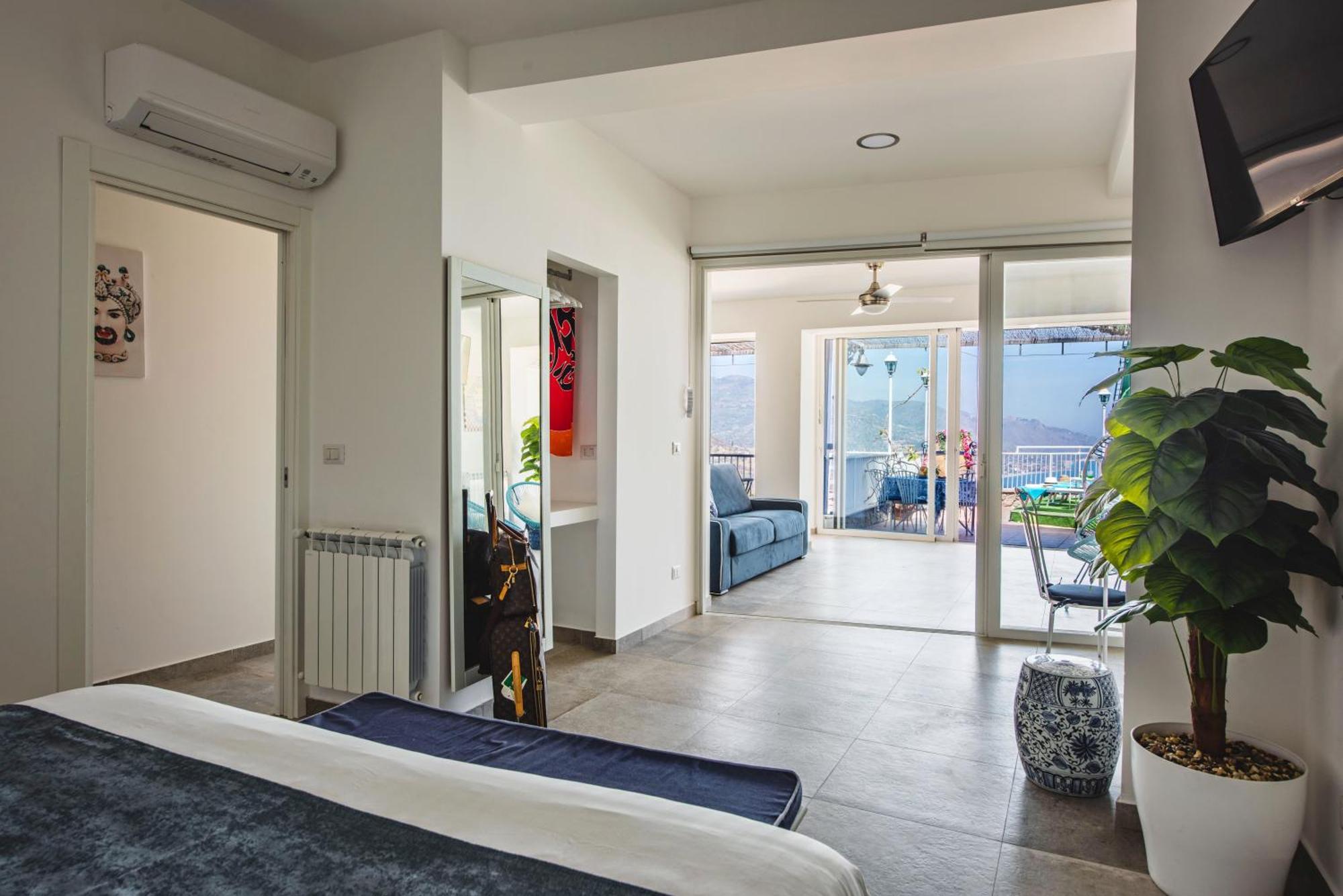 Dream View Suites Taormina Buitenkant foto