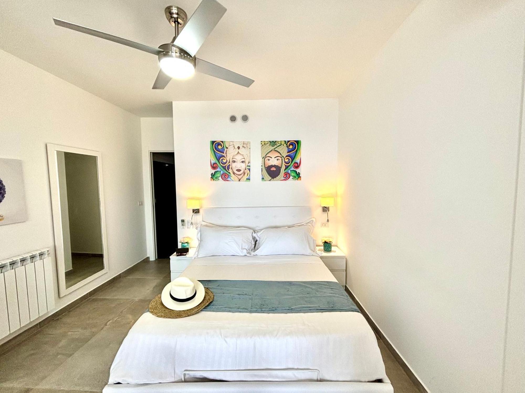 Dream View Suites Taormina Buitenkant foto