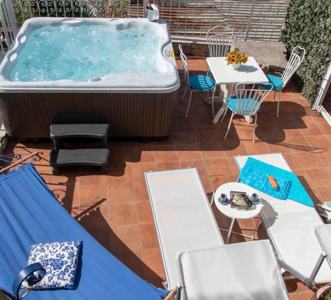 Dream View Suites Taormina Buitenkant foto